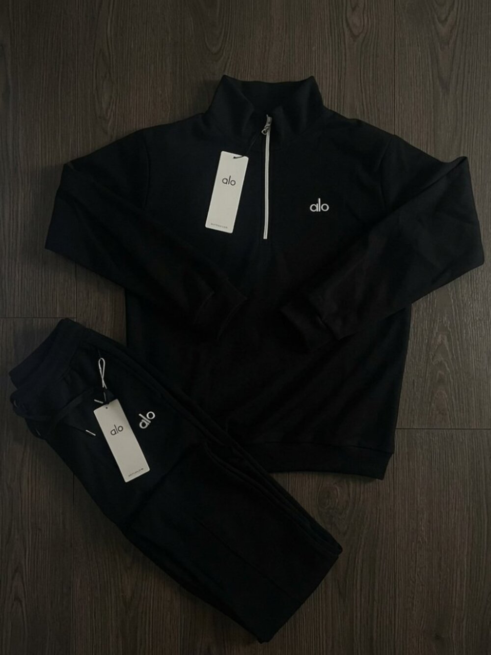 ALO Yoga Unisex Black Quarter-Zip Hoodie and Jogger Set NWT